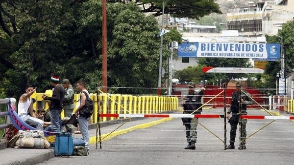 En Colombia se emitió el Decreto 1168 que establece medidas de aislamiento selectivo en a lucha contra el coronavirus. Entre estas medidas se incluye el cierre de las fronteras, pero con algunas excepciones