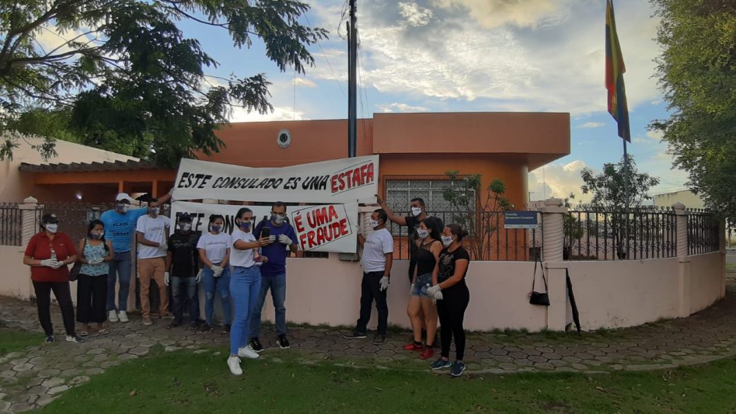 protesta-venezolanos-Consulado-Brasil