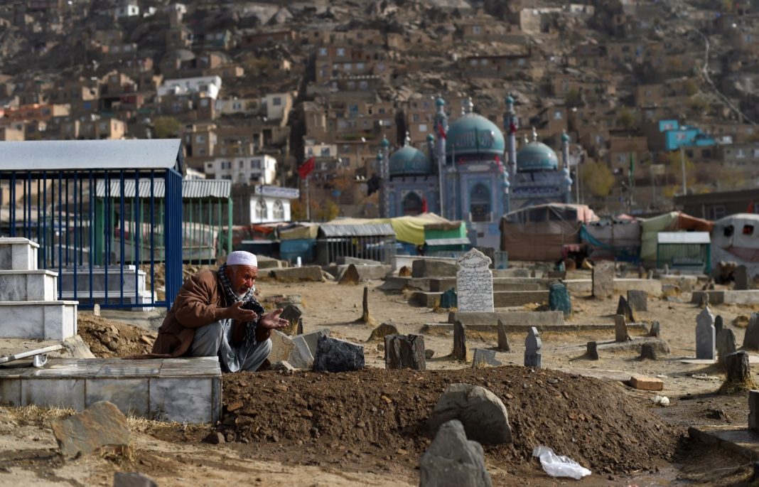Segundo atentado a una mezquita en menos de una semana en Kabul, Afganistán. Foto: AFP