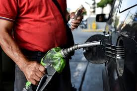 Tareck El Aissami, vicepresidente del área económica del régimen, informó que el lunes 5 de octubre comienza el nuevo plan de distribución de gasolina. Ese día se activarán 1.568 estaciones de servicio en todo el país.