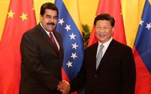 Maduro no ha podido enviar más petróleo a China para pagar a deuda que contrajo Hugo Chávez y él aumentó