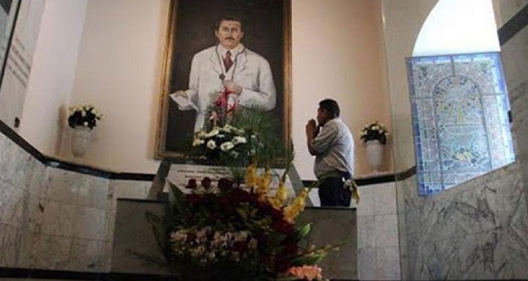 Las reliquias del Dr. José Gregorio Hernández serán llevados a la Santa Sede y se trata de un protocolo que se debe seguir, tras la beatificación