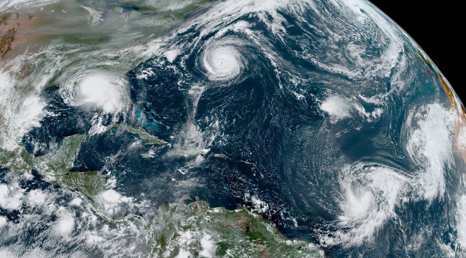 cinco-ciclones-convergen-Atlántico-segunda-vez-historia