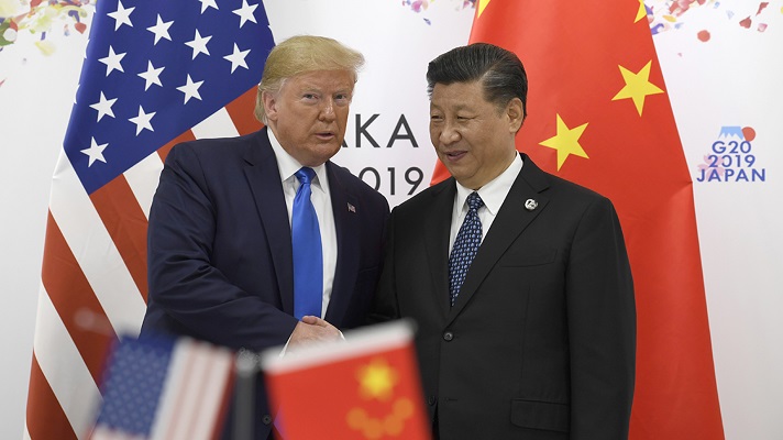 Los registros fiscales del presidente Donald Trump muestran que lleva a cabo proyectos comerciales expansivos en China. Lo ha hecho durante años e incluso mantiene una cuenta bancaria en ese país.