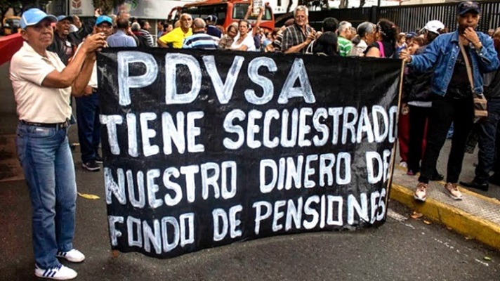 A los jubilados de Pdvsa el régimen les quitó su logro más preciado en el 2014: el fondo de pensiones. Debido a esta injusticia es que estas personas mueren de hambre y desidia, porque reciben apenas 60 centavos de dólar al mes.