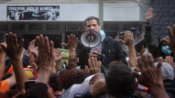 El presidente encargado Juan Guaidó, reiteró que los venezolanos no deben acostumbrarse a vivir en miseria y en crisis. 