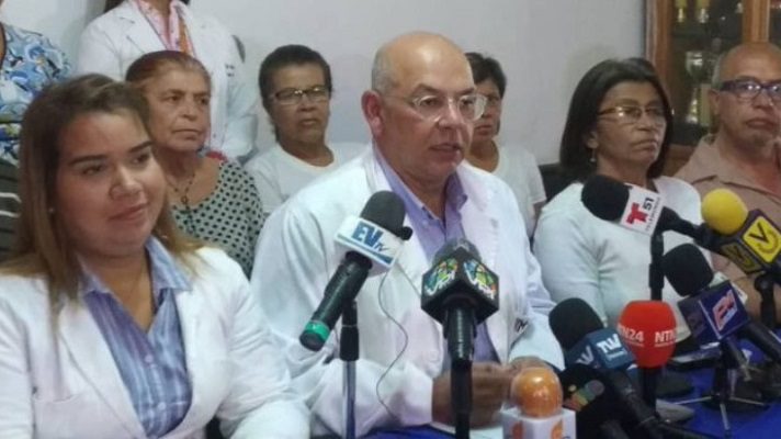 Para el infectólogo, Julio Castro, la pandemia de coronavirus seguirá en Venezuela durante todo el 2021 y parte de 2022.