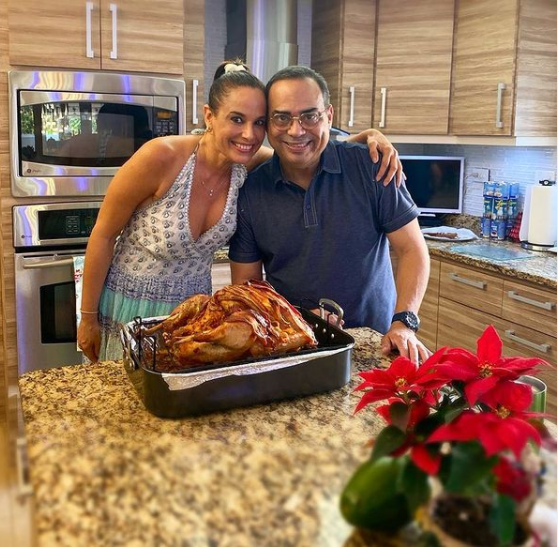 Gilberto Santa Rosa y su esposa también dieron las gracias. Foto: Instagram