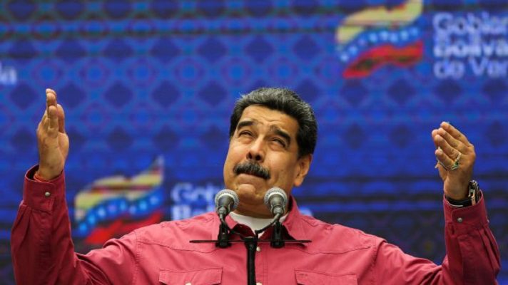 El chavismo ganó sin sorpresas los comicios parlamentarios celebrados este domingo en Venezuela. El proceso estuvo marcado por la alta abstención y el llamado al boicot de la oposición que respalda al presidente interino Juan Guaidó. Con estos resultados Nicolás Maduro se apodera el Parlamento pero no tiene credibilidad.