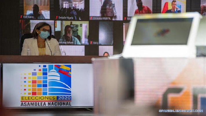 La posibilidad de incorporar a Luis Parra como diputado, luego de que se dijo que no había alcanzado una curul, en las elecciones del seis de diciembre, es una manipulación de los resultados, cosa que es ilegal. La denuncia la hizo la exasesora jurídica del Consejo Nacional Electoral, Eglée González-Lobato.