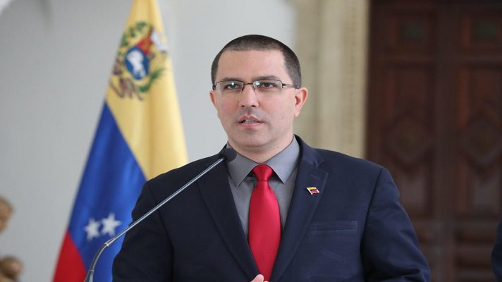 El canciller de Nicolás Maduro, Jorge Arreaza, rechazó la medida de los Estados Unidos de sancionar a la juez y al fiscal que actuaron para condenar a los exdirectivos de Citgo.