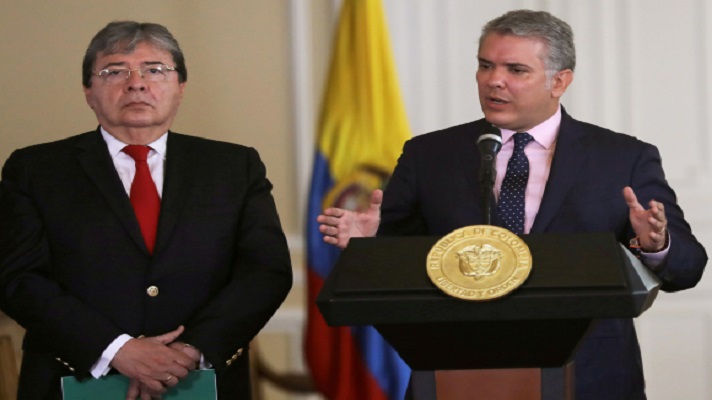 El presidente de Colombia Iván Duque, lamentó profundamente el fallecimiento del ministro de Defensa, Carlos Holmes Trujillo. Aseguró el mandatario que al titular de la Defensa le motivaba el servicio a su país.