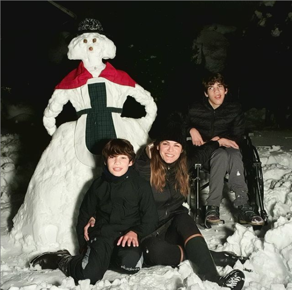 Fabiola Martínez con los dos hijos que tuvo con Bertín Osborne. Foto: Instagram