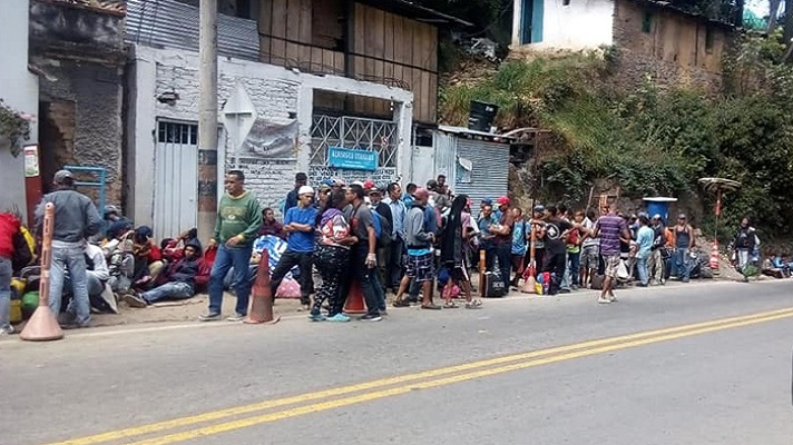 Las condiciones de los migrantes venezolanos en Pamplona son deplorables. Foto referencial