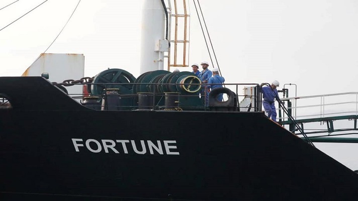 Los buques iraníes Faxon y Fortune llegaron la semana pasada a Venezuela cargados con más de 400.000 barriles de gasolina. La información se conoció a través de la agencia Argus que cita a cuatro funcionarios de Pdvsa.