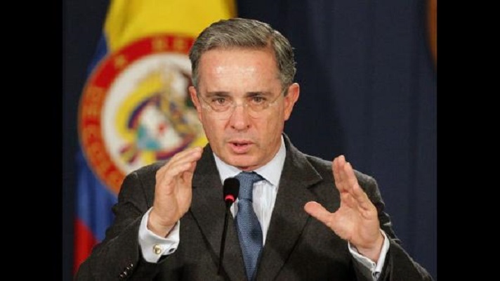 El fiscal Gabriel Jaimes pidió a un juez cerrar la investigación que se adelantaba contra el expresidente de Colombia Álvaro Uribe por presunta manipulación de testigos.