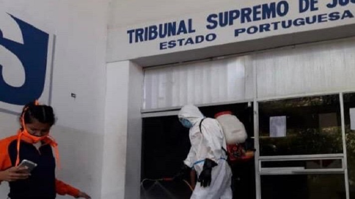 Ante un brote de casos altamente sospechosos de COVID-19, todos los tribunales en el estado Portuguesa están cerrados. Hasta hora, hay tres 3 jueces y al menos 10 secretarios y asistentes afectados.
