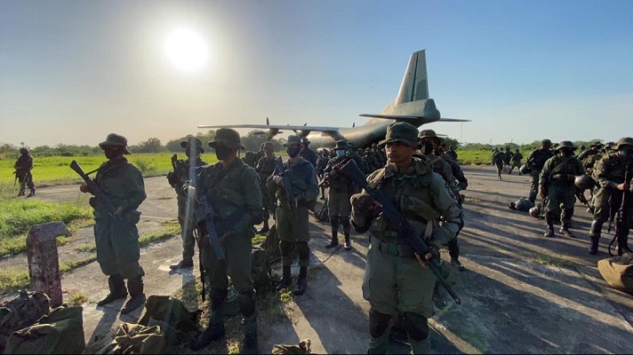 La Fuerza Armada Nacional incrementó su despliegue en el estado Apure, fronterizo con Colombia. El anuncio lo hizo el comandante del Ceofanb, Remigio Ceballos.