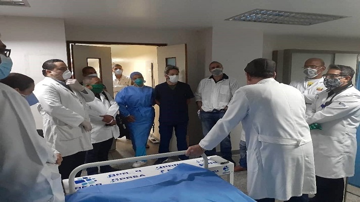 El dirigente sindical del sector Salud, Mauro Zambrano, denunció que la COVID-19 ha matado a 72 trabajadores de la salud en un mes.