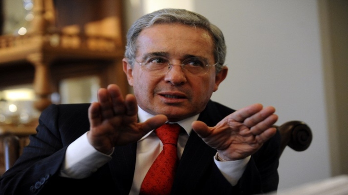 SACAR EL EJÉRCITO, lo que pidió Álvaro Uribe para controlar vandalismo en Colombia