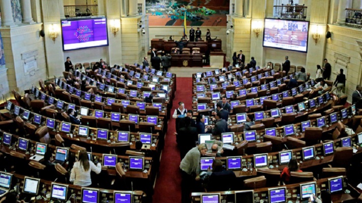 Senado colombiano abre camino a Ley que perseguirá bienes de los aliados de Maduro en ese país