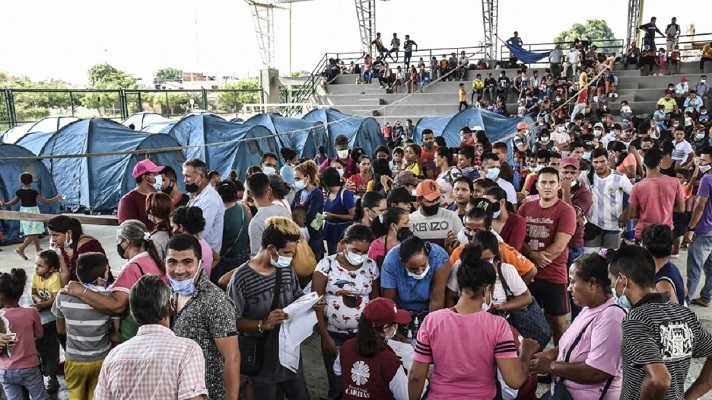 El gerente de Fronteras de Migración Colombia, Lucas Gómez, anunció que el gobierno de su país evalúa amparar a los venezolanos desplazados de Apure, con el Estatuto de Protección Temporal. Igualmente desmintió a las autoridades venezolanas acerca de que su país no perite el regreso de esas personas.