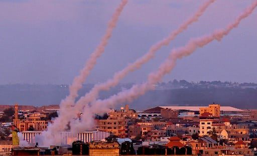 israel-bombardea-y-hamas-lanza-cohetes-200-personas-entre-ellos-59-ninos-han-muerto-en-ataques-a-gaza