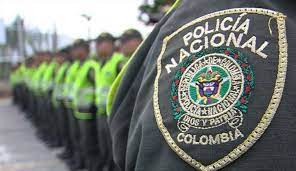 Policía atacado con ácido en Colombia