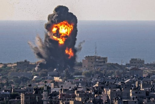 : 83 palestinos muertos por ataques