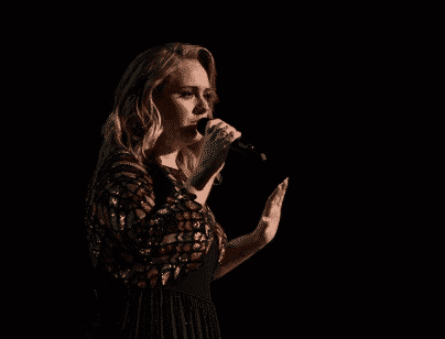 Adele no ha hablado sobre la muerte de su padre. Foto AFP