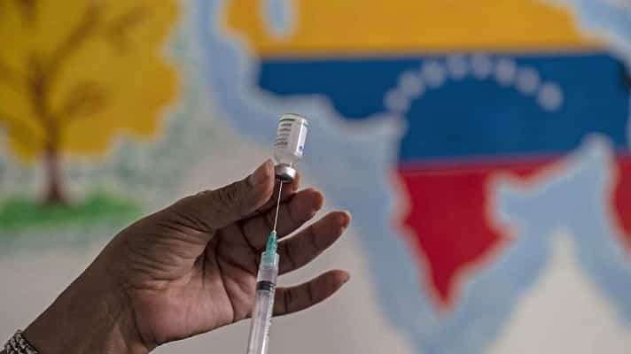 Venezuela no podrá hacer comprar de vacunas por falta de pago