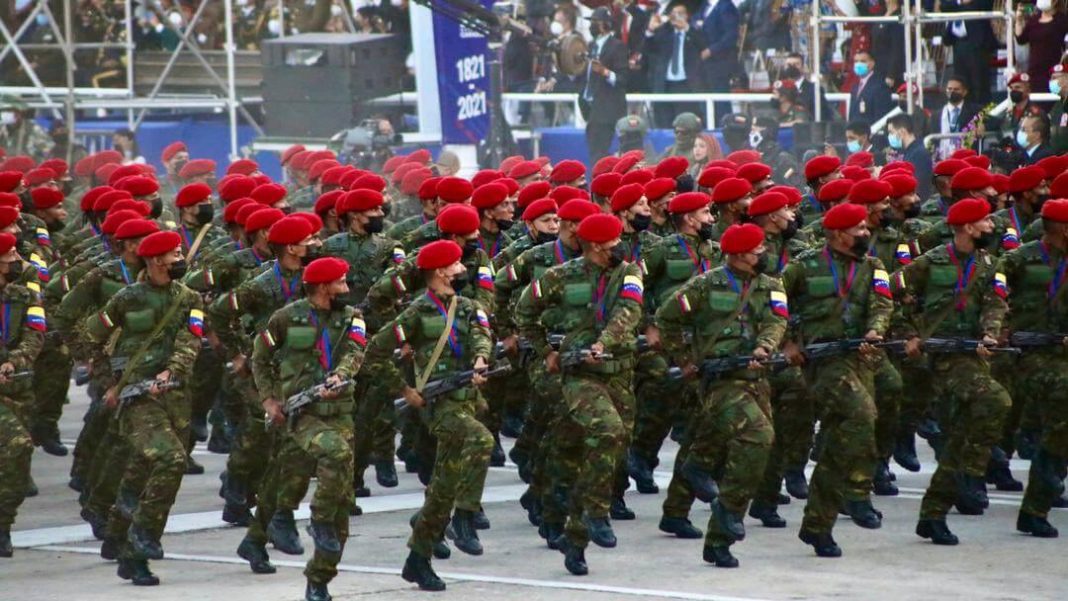 Desfile independencia 210 años Venezuela