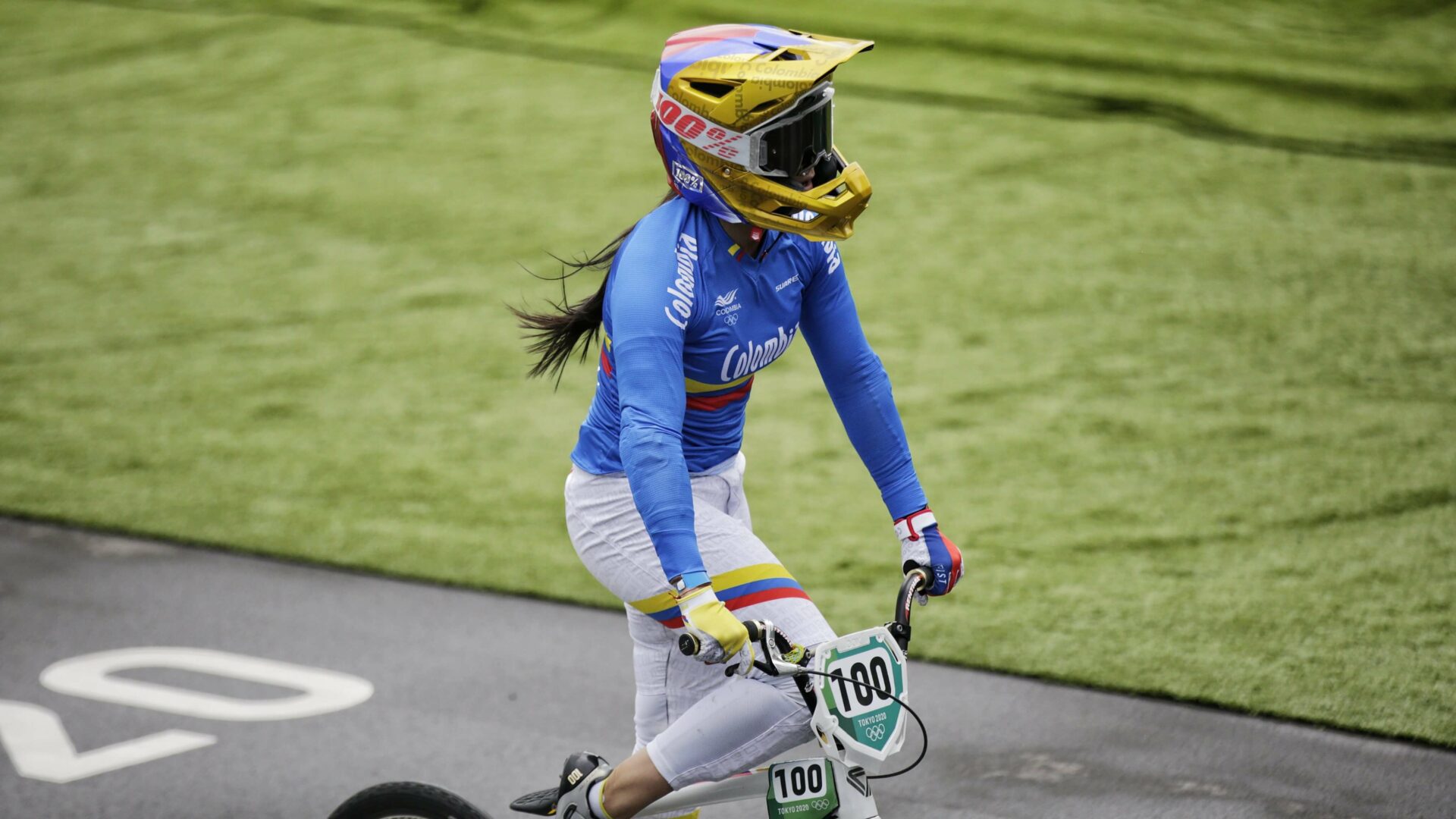 ¡Triple medallista olímpica! Mariana Pajón se convierte en la colombiana con más medallas olímpicas de la historia del país en el BMX Racing