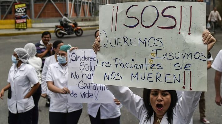 En 2020, la pandemia generada por la COVID-19 aceleró aún más el deterioro extremo en el que ya se encontraba el derecho a la salud en Venezuela. Esta es la conclusión de un informe publicado por la ONG Provea. 