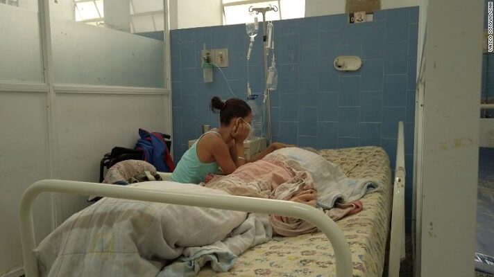 En Venezuela los casos de COVID-19 no descienden. Así lo evidenció la ONG Monitor Salud, mediante un nuevo reporte que asegura que la mayor ocupación de gran parte de los hospitales del país se debe a casos de coronavirus.