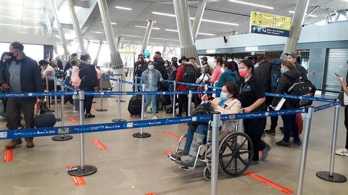  Un total de 200 migrantes venezolanos retornaron este lunes al país desde Chile. Lo hicieron a través del 