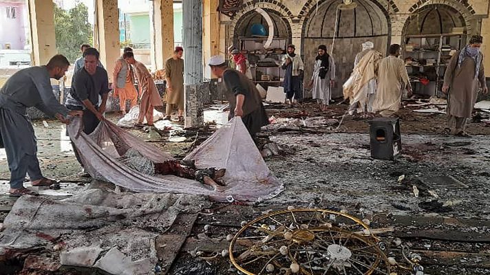 boom-en-afganistan-explosion-deja-50-muertos-y-140-heridos-en-atentado-suicida-en-una-mezquita