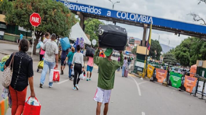 Casi el 70% de los encuestados en Bogotá se sienten amenazados por la migración masiva. Foto: Referencial