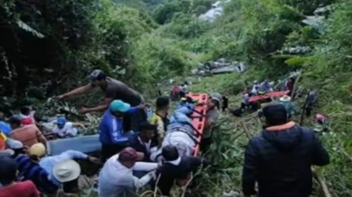 tragedia-en-tolima-accidente-de-un-autobus-en-colombia-deja-4-muertos-y-26-heridos-de-gravedad