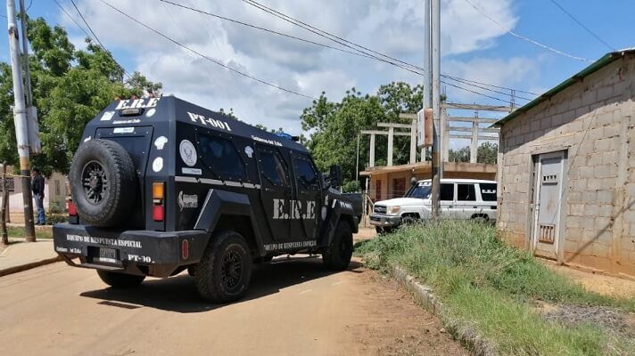 Un sujeto señalado de arrojar una granada contra Arepas y Parrillas JJ, el 27 de octubre, murió a manos de funcionarios de la Policía del estado Zulia (Cpbez).