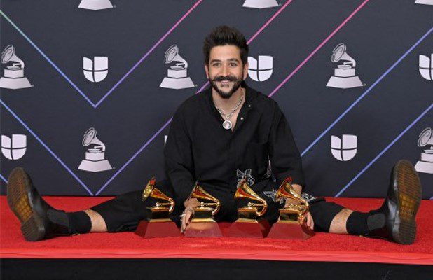 Camilo y C Tangana conquistan unos Grammy Latino que cantaron 
