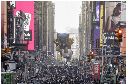Los globos gigantes son la principal atracción del Thanksgiving. Fotos AFP