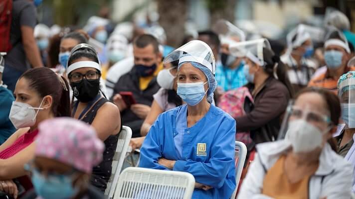 https://impactovenezuela.com/maduro-hace-propaganda-con-las-vacunas-julio-castro-califica-de-incongruentes-cifras-de-inmunizacion/