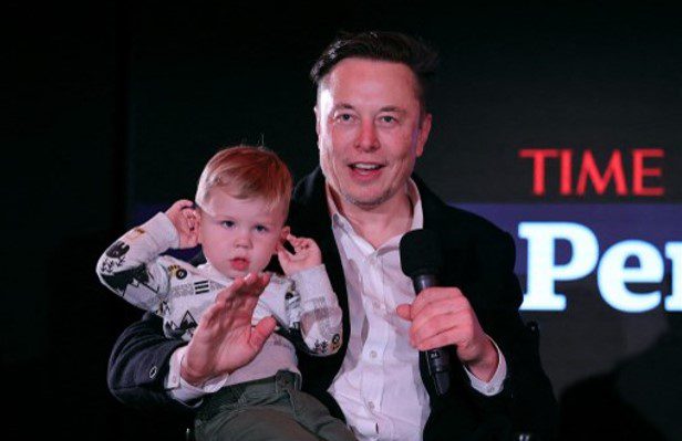 Elon Musk es la personalidad del año para Time