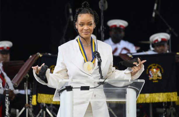 Canciller venezolano invita a Rihanna para que visite el país