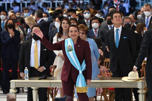 Xiomara Castro asumió las riendas de Honduras.