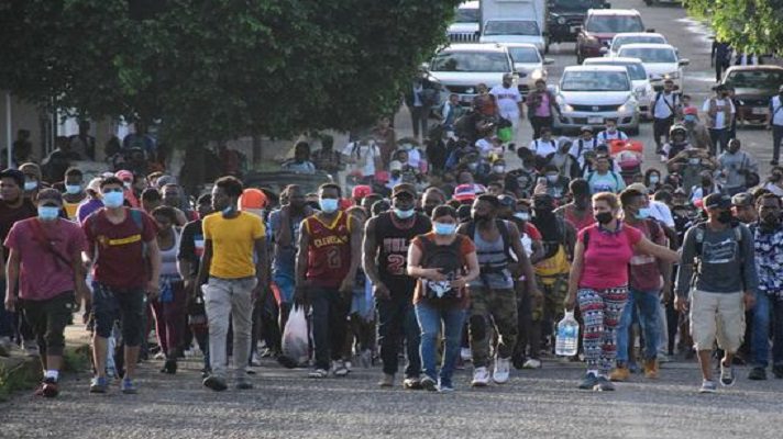 Una nueva caravana, la primera de 2022, integrada por unos 500 migrantes, partió este jueves desde Tapachula, estado de Chiapas, con rumbo a Estados Unidos.