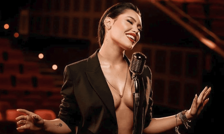 Cantante Ana del Castillo pidió ayuda a sus fans para dejar de beber
