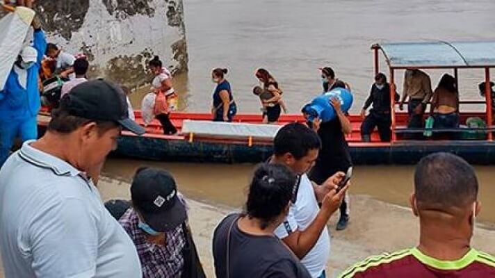 La tensión que se vive en Arauca, en la frontera colombiana con Venezuela, ha provocado el desplazamiento de 170 familias (unas 673 personas). Todo tras la oleada de asesinatos selectivos emprendida por el Ejército de Liberación Nacional (ELN) contra una disidencia de las FARC.