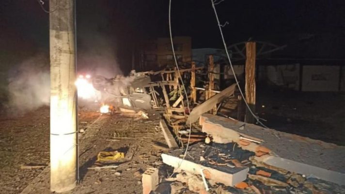 explota-carro-bomba-un-muerto-y-5-heridos-deja-atentado-en-saravena-arauca